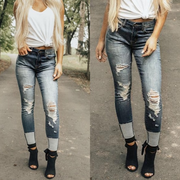 BELLANBLUE Denim - JAMIE Distressed Skinny Jeans